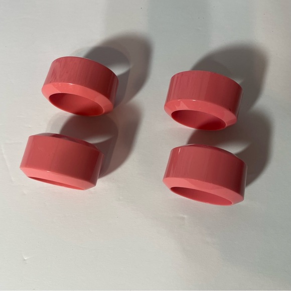 4 napkins rings pink acrylic oval beveled edge Art Deco table decor - Picture 2 of 13